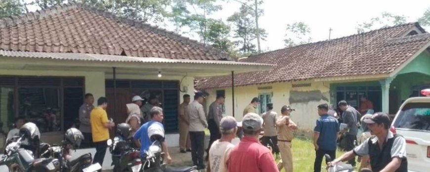 Penemuan Mayat : Wanita Lansia 59 Tahun Ditemukan Tewas Membusuk di Kamar Mandi Rumahnya di Mijen Semarang