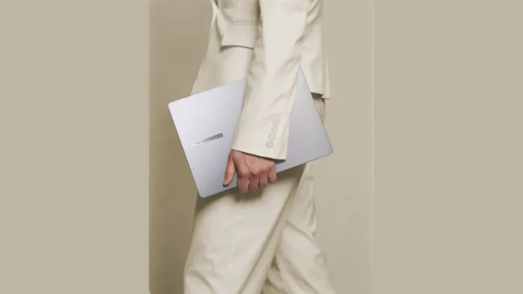 ASUS ExpertBook P3 001