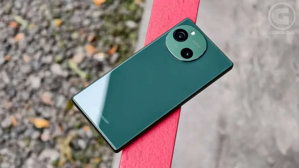 Sharp AQUOS R9